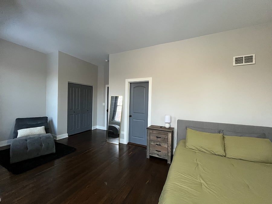 Private Bedroom 1: Upstairs, queen bed, closet, chaise lounge chair, ensuite bathroom
