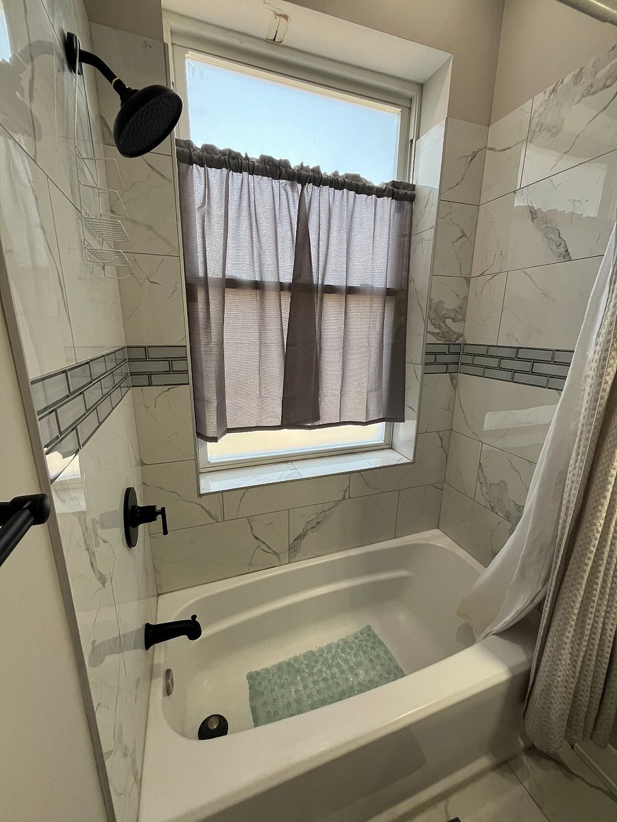 Private bathroom across the hall from Bedroom #3