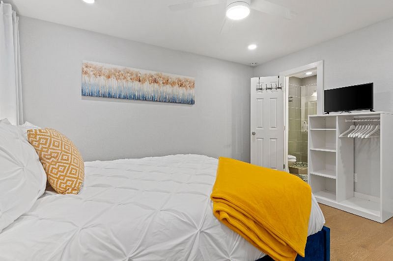 Furnished Finder property 340985_1 photo 11