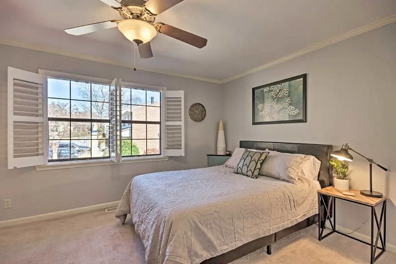 Upstairs Bedroom 1