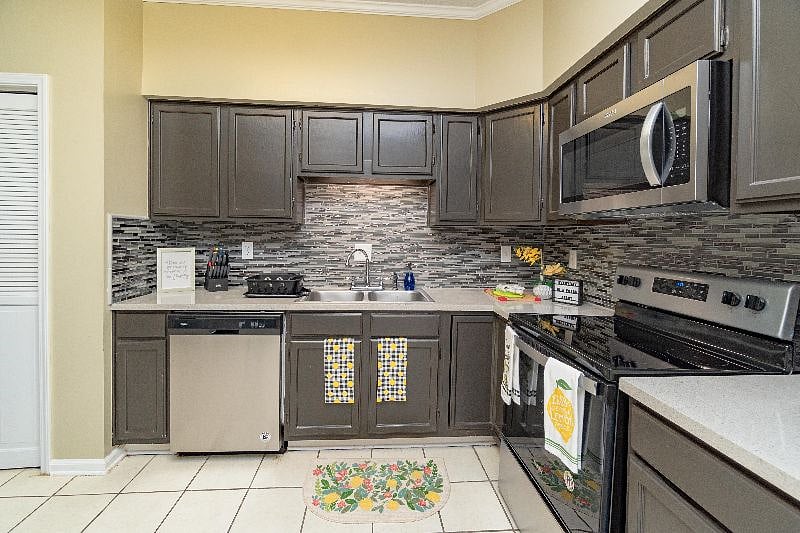 Furnished Finder property 341145_1 photo 15