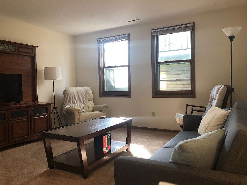 Furnished Finder property 341170_1 photo 4
