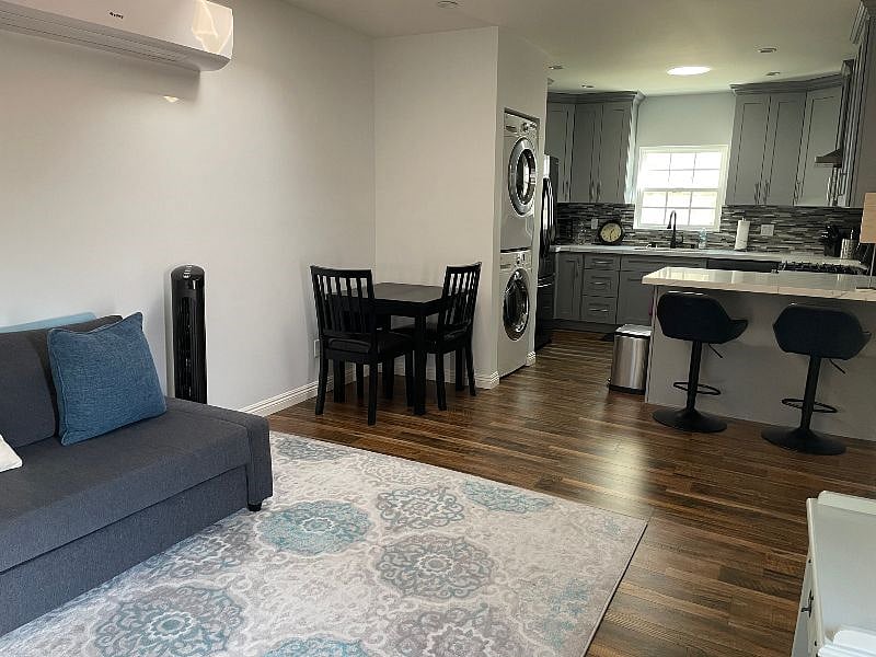 Furnished Finder property 341210_1 photo 4