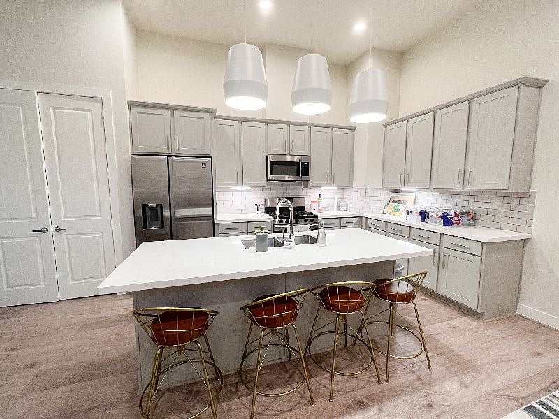 Furnished Finder property 341242_2 photo 9