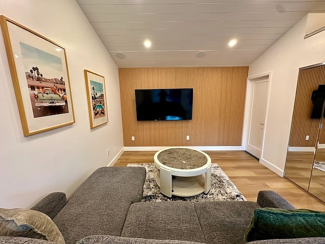 Furnished Finder property 341249_1 photo 12