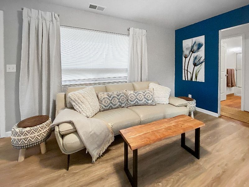 Furnished Finder property 341447_1 photo 3