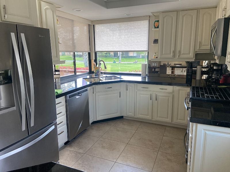 Furnished Finder property 341572_1 photo 4