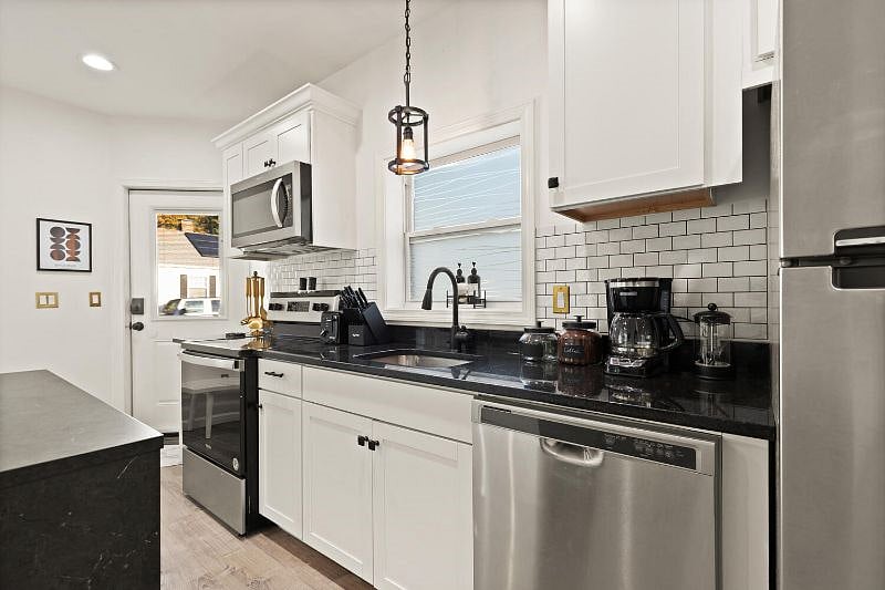 Furnished Finder property 341696_1 photo 6