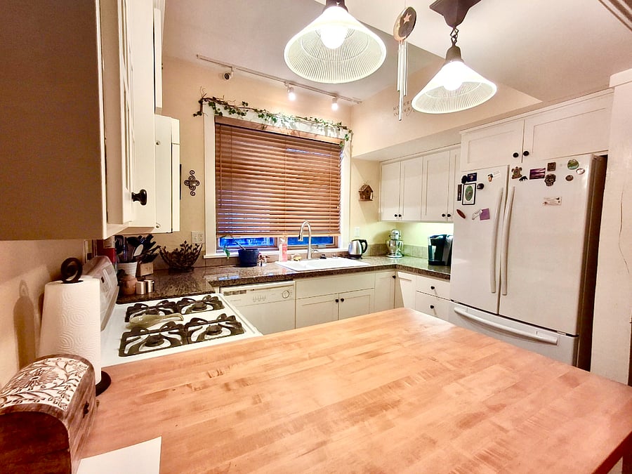 Furnished Finder property 341795_1 photo 4