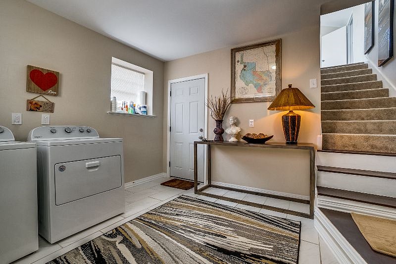 Furnished Finder property 341804_1 photo 15