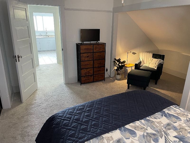 Furnished Finder property 341907_1 photo 8