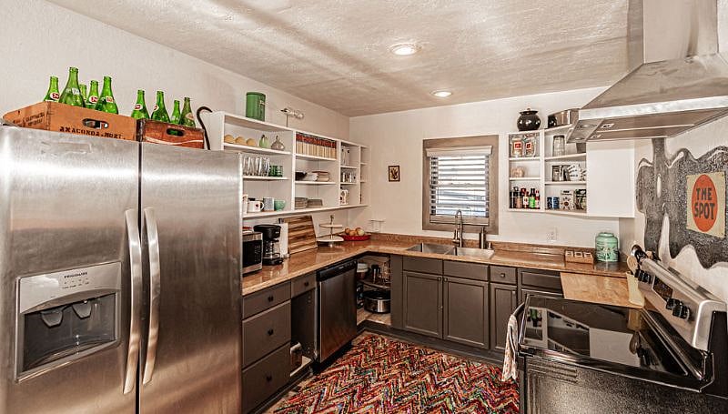 Furnished Finder property 341909_1 photo 35