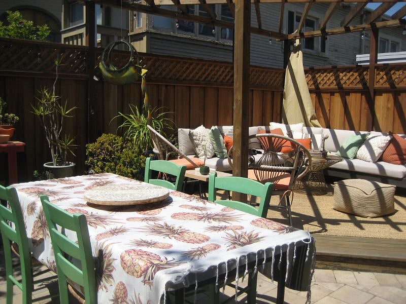 backyard lounging/dining