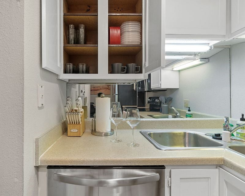 Furnished Finder property 342020_1 photo 23