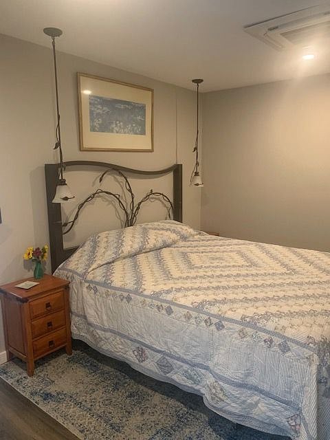 Bedroom w/ Cal King Bed