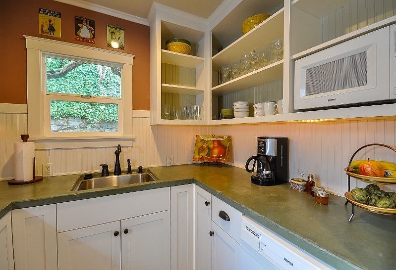 Kitchen III