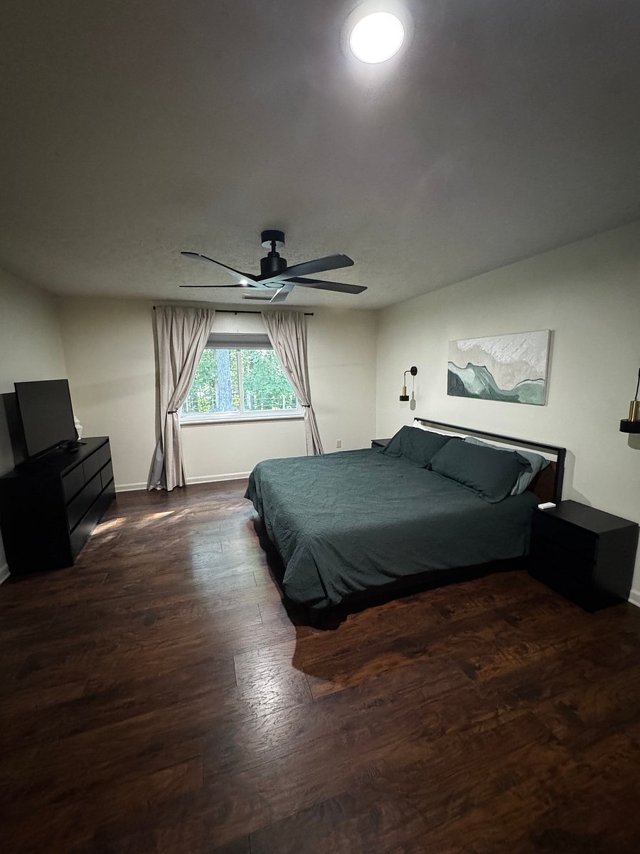 Master bedroom