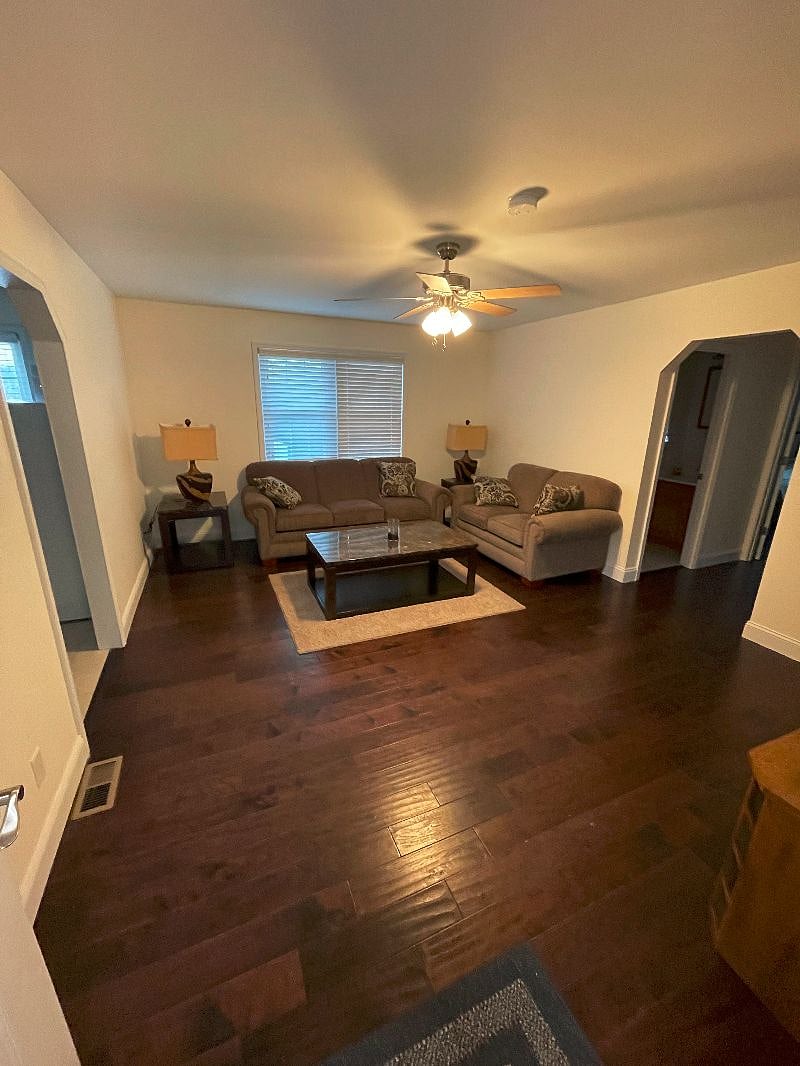 Furnished Finder property 343680_3 photo 4