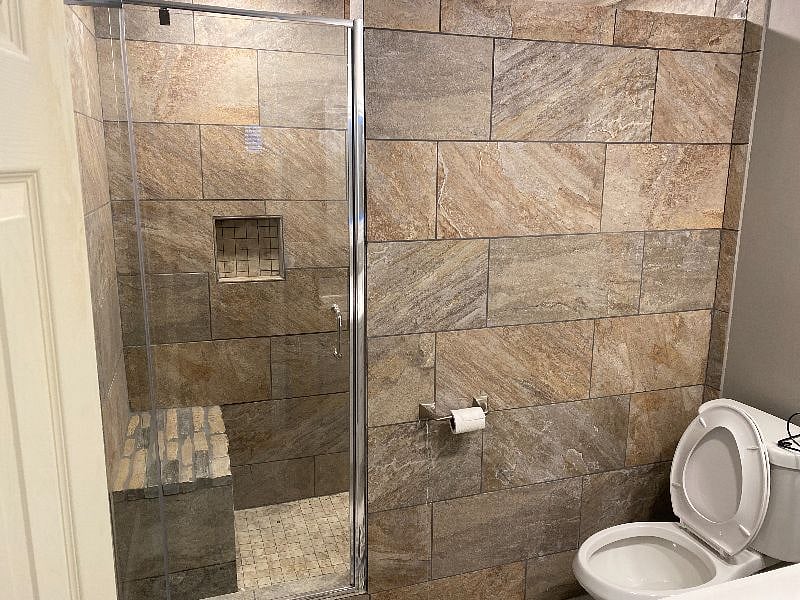 STAND UP WALKIN SHOWER IN MASTER BATHROOM FULLY REMODELED