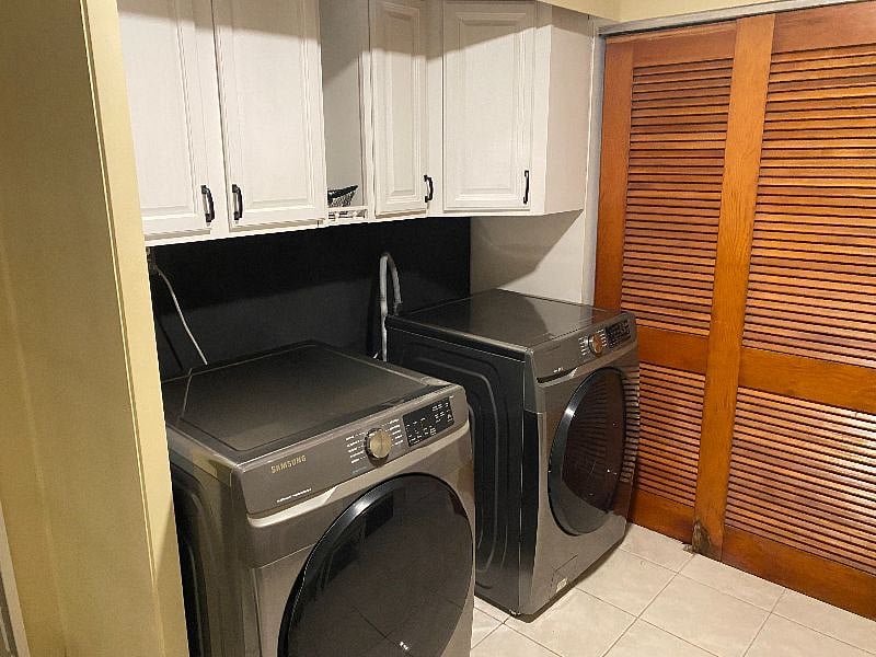 LAUNDRY ROOM NEW WASHER AND DRYER READY FOR YOUR CONVENIENCE