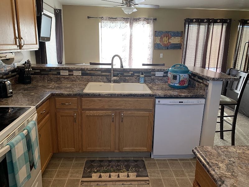 Furnished Finder property 343796_4 photo 10