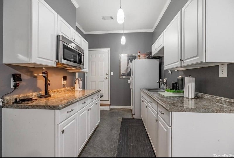Furnished Finder property 343800_1 photo 3