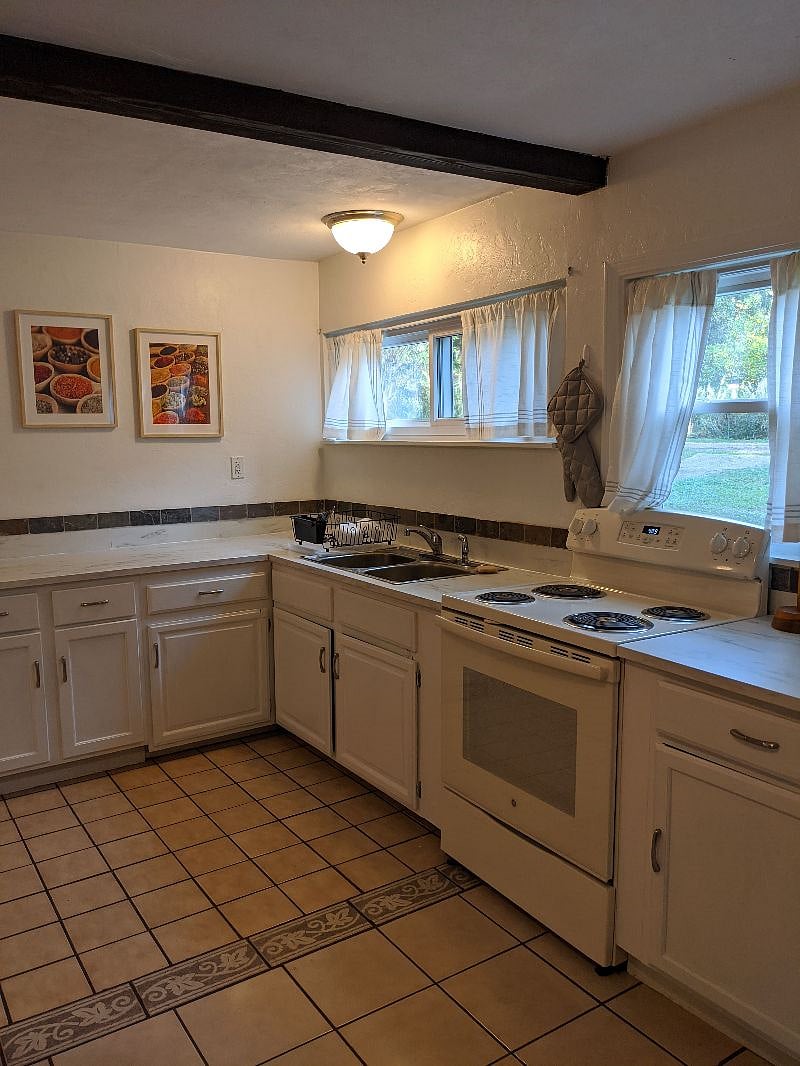 Furnished Finder property 343813_1 photo 7