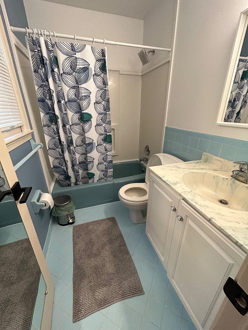 Bathroom for Bedroom #1 - Photo #1