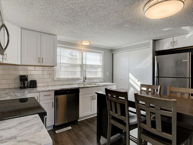 Furnished Finder property 343995_1 photo 4