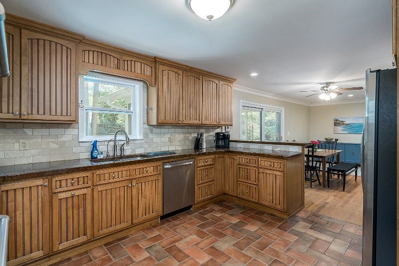 Furnished Finder property 344169_2 photo 9