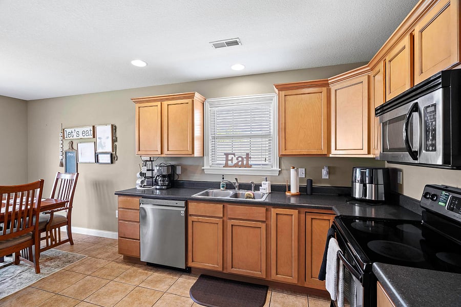 Furnished Finder property 344501_2 photo 7