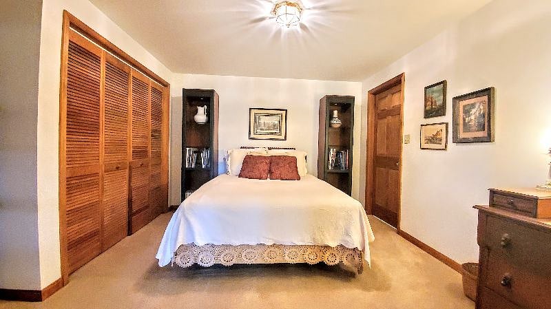 Bedroom with plenty of storage