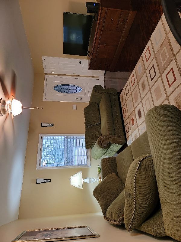 Furnished Finder property 344550_1 photo 3