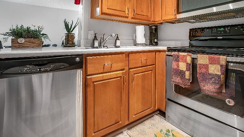 Furnished Finder property 344656_1 photo 24