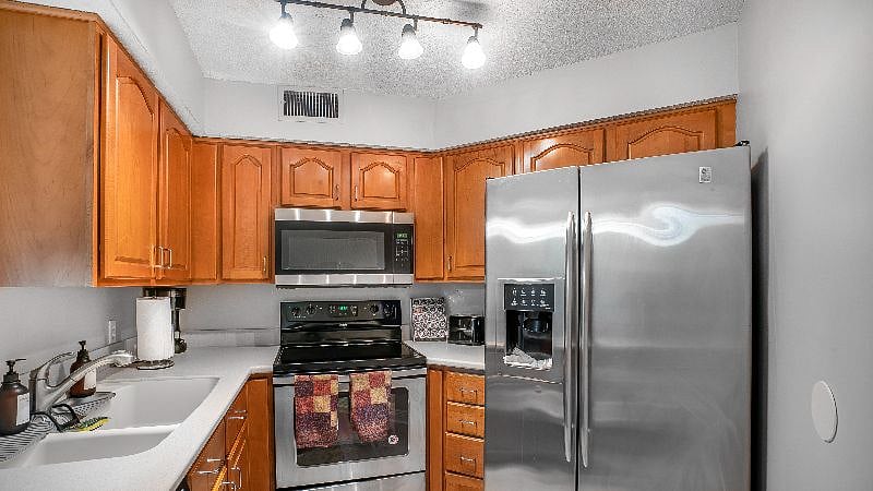 Furnished Finder property 344656_1 photo 22