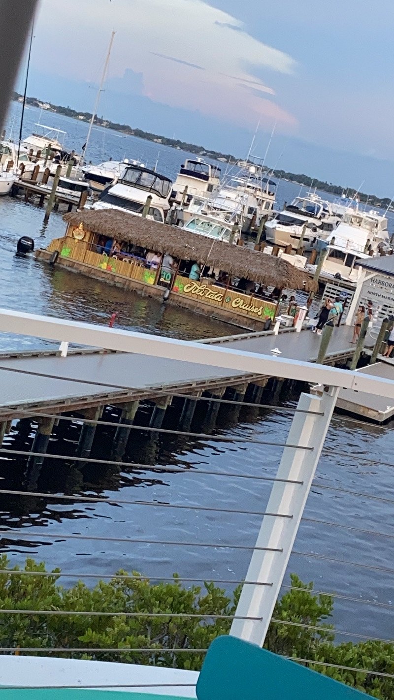 Tiki taxi onsite (ride to downtown)