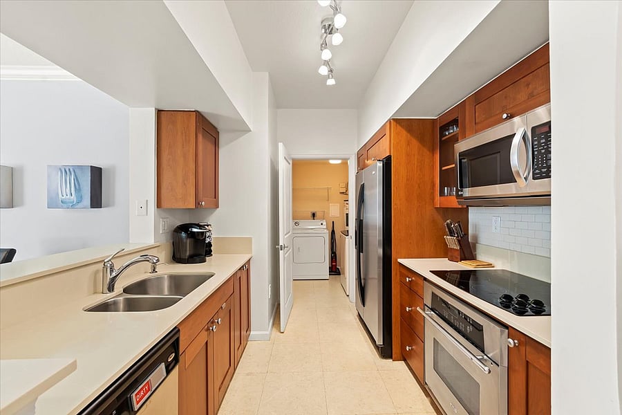 Furnished Finder property 344691_1 photo 8