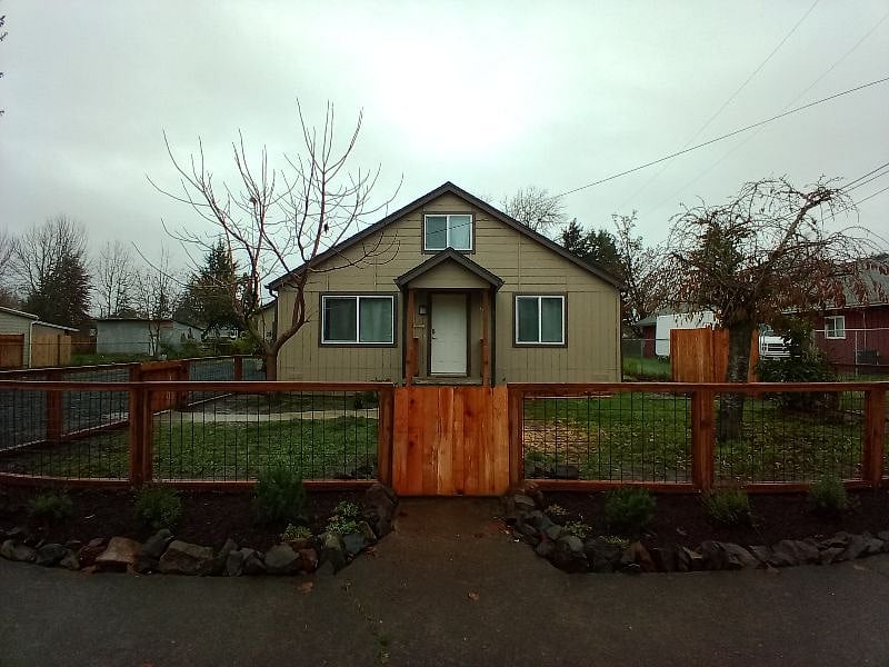 Front yard view from the street.