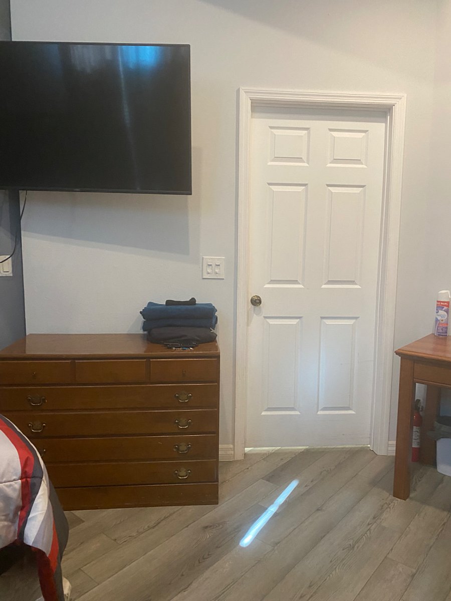 3-draw dresser