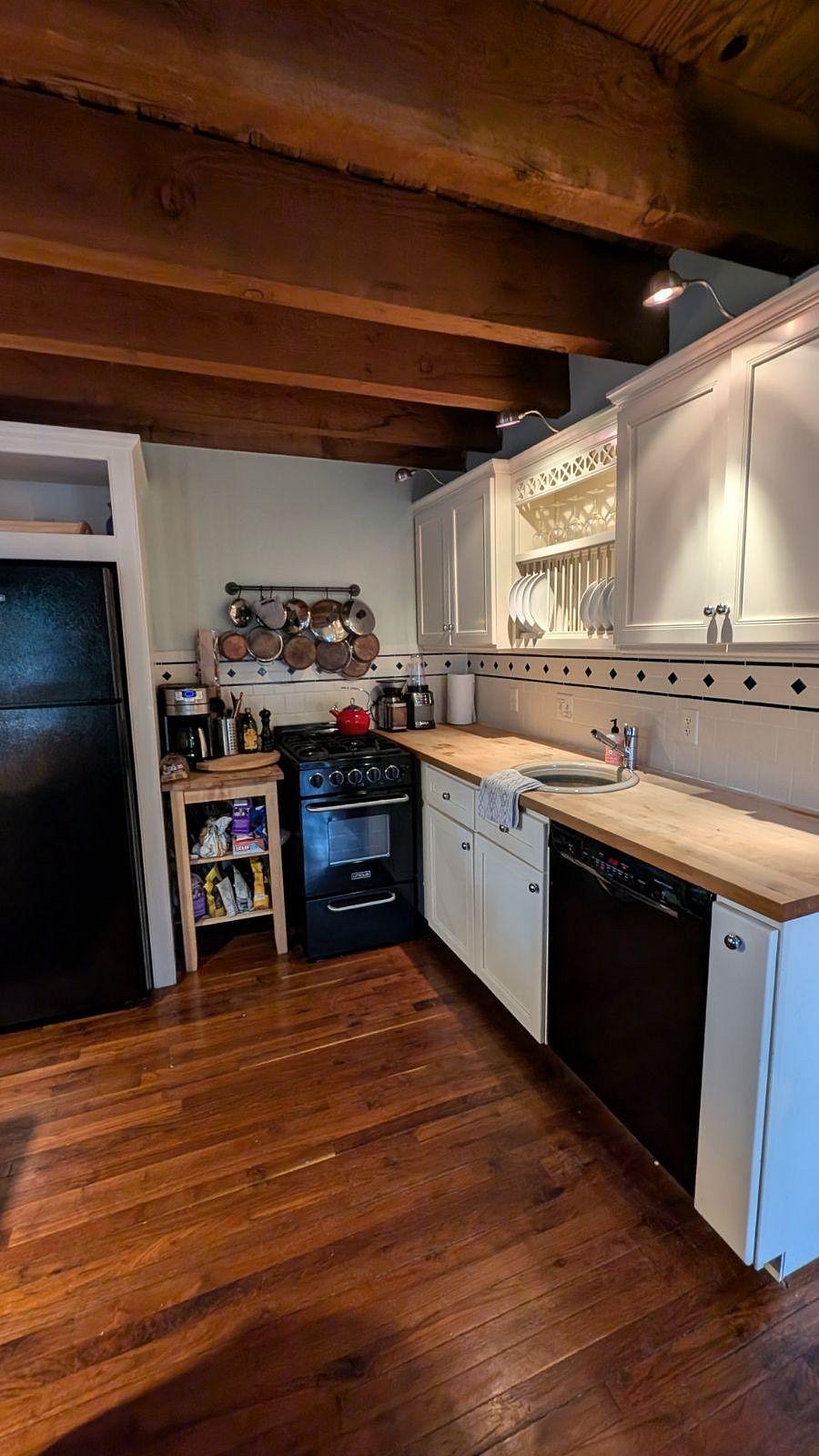 Furnished Finder property 344810_1 photo 11