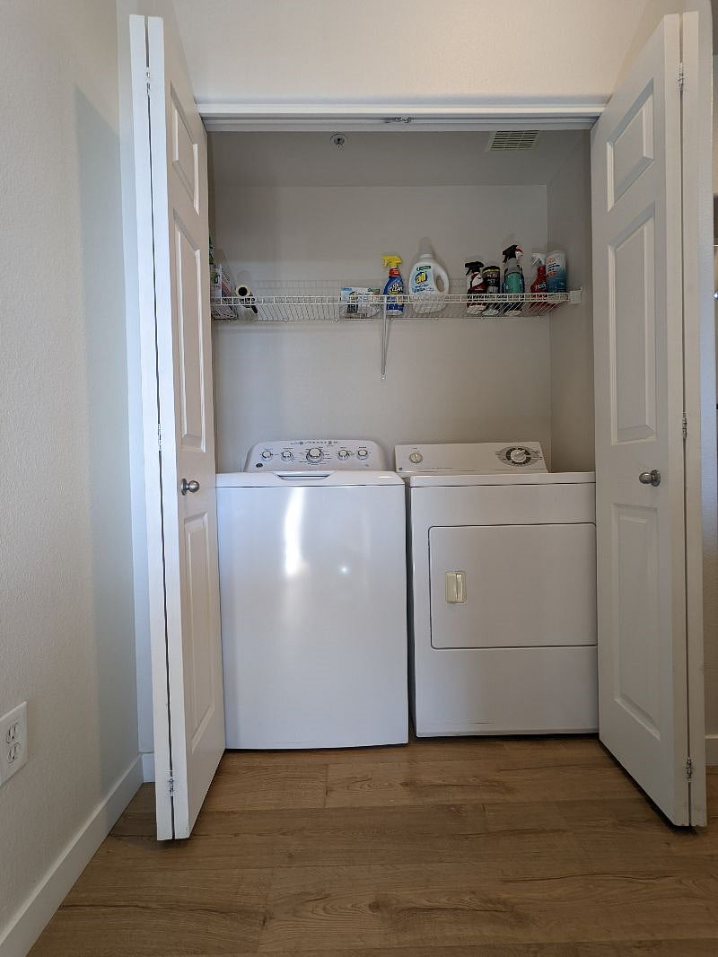 Furnished Finder property 345007_1 photo 15