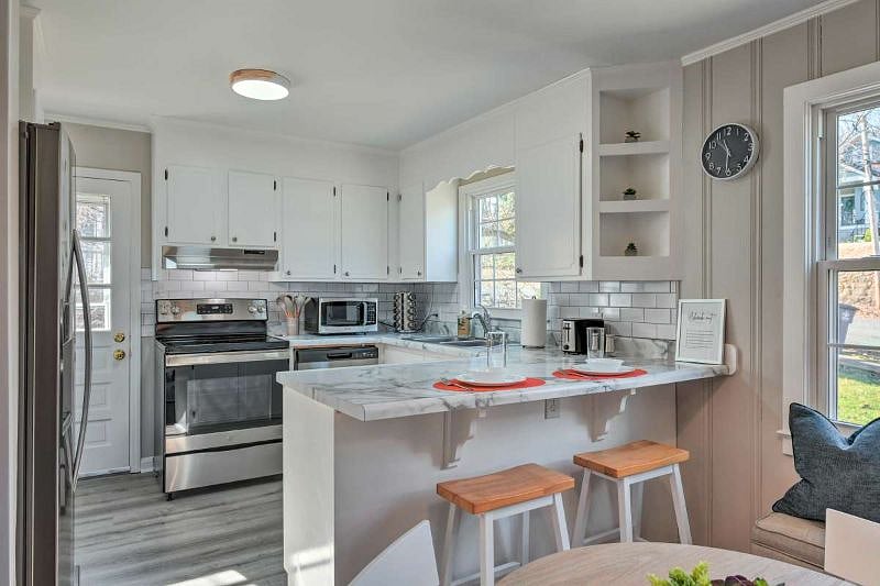 Furnished Finder property 345080_1 photo 9