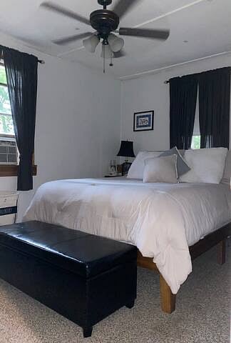 Queen bed