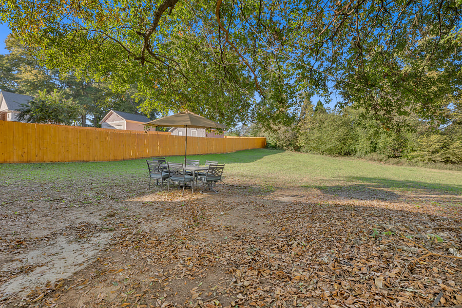 Furnished Finder property 345120_1 photo 21