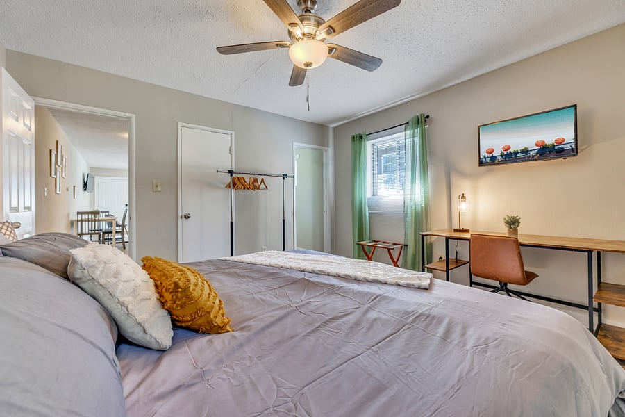 Furnished Finder property 345120_1 photo 18