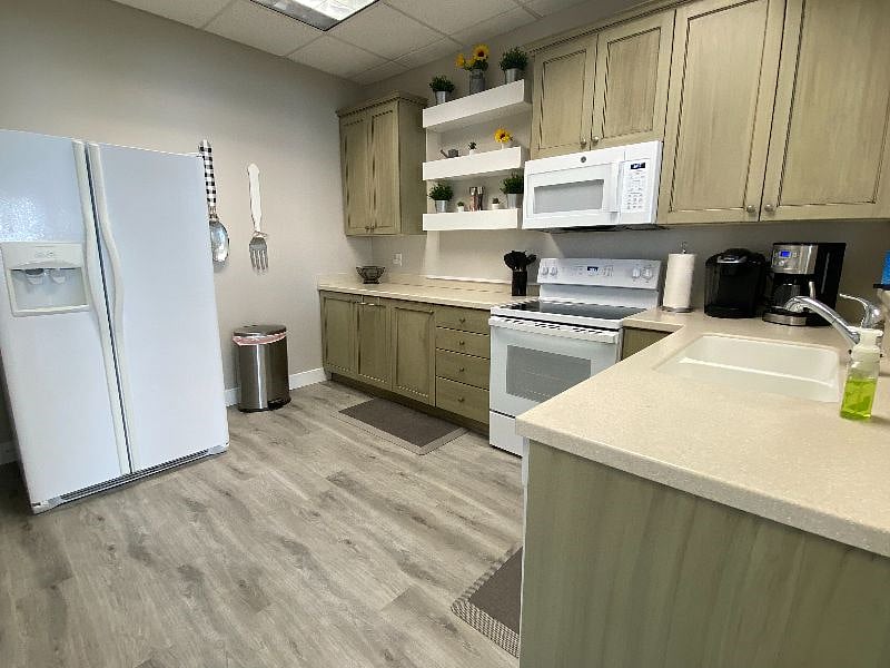Furnished Finder property 345127_1 photo 12