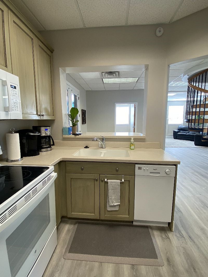 Furnished Finder property 345127_1 photo 13