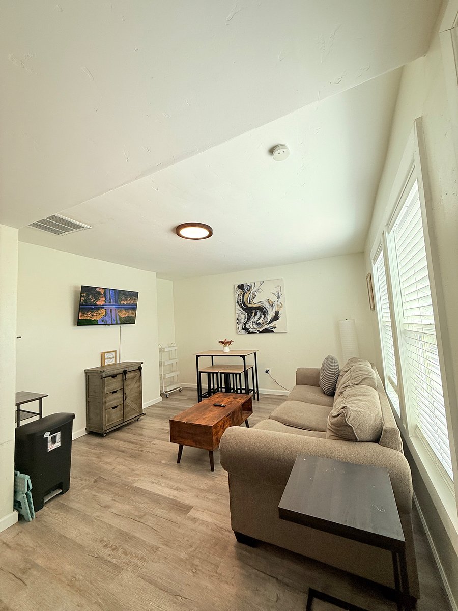 Furnished Finder property 345153_1 photo 2