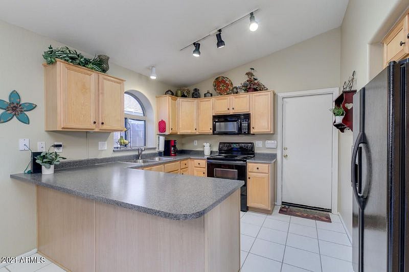 Furnished Finder property 345266_1 photo 4
