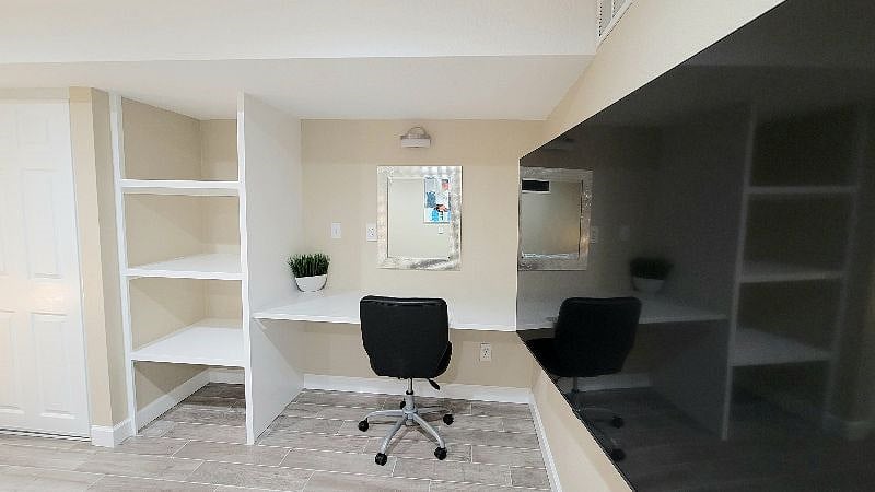 Private Mother-In-Law Suite: Workstation and Bedroom Smart Flat Screen TV